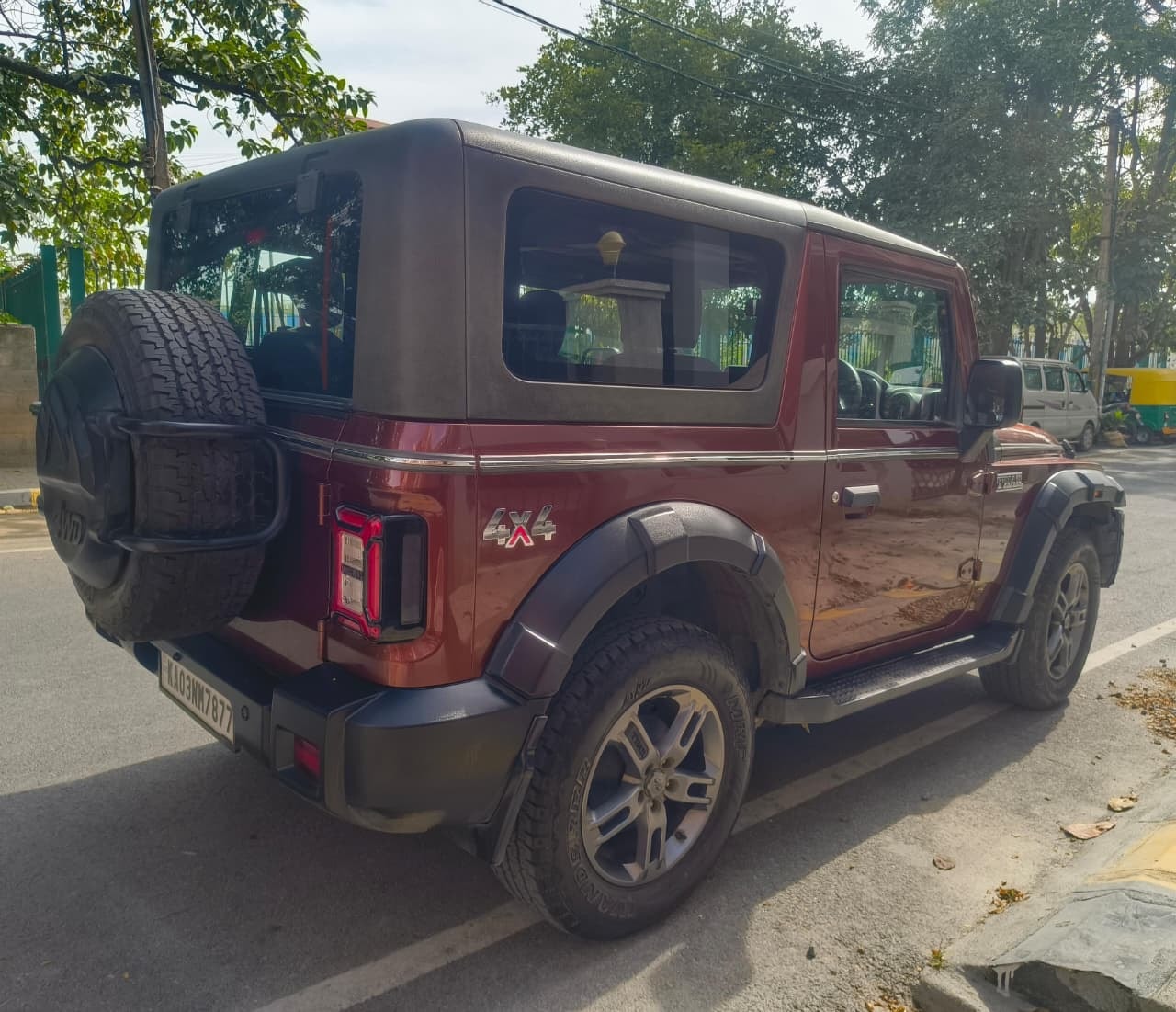 View 2022 Mahindra Thar LX Automatic 4 Seater Hard Top Diesel Image 4 Used 2022 Mahindra Thar LX Automatic 4 Seater Hard Top Diesel Image 4