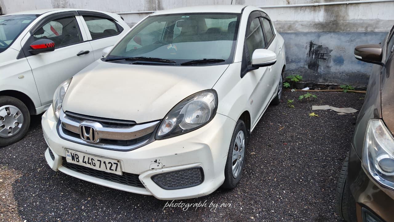 2016 होंडा अमेज़ 1.5 EX i-DTEC 2016 होंडा अमेज़ 1.5 EX i-DTEC