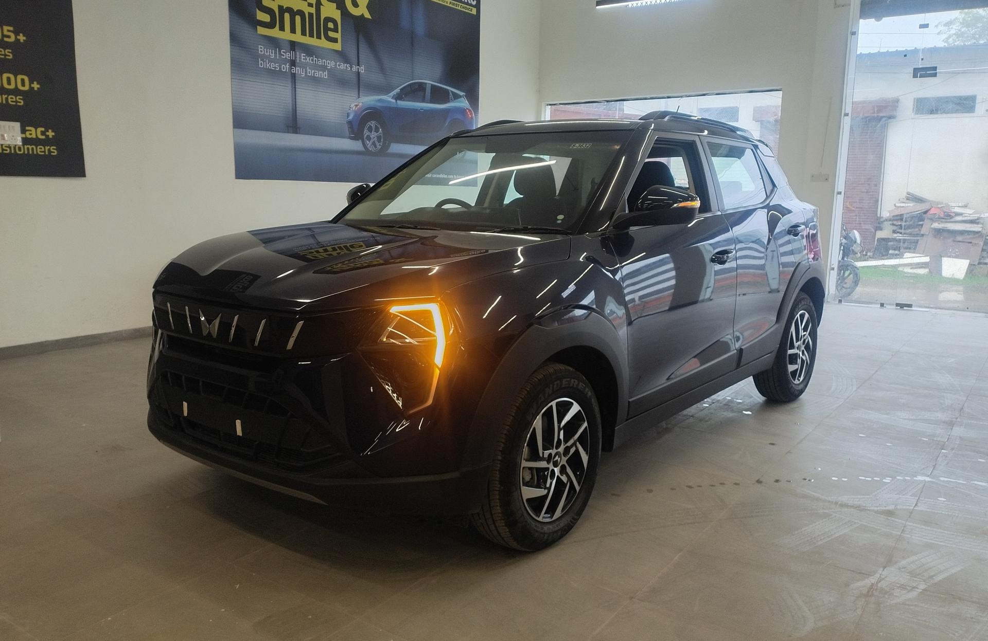 2024 महिंद्रा एक्सयूवी 3XO AX5 1.5 Turbo Diesel 2024 महिंद्रा एक्सयूवी 3XO AX5 1.5 Turbo Diesel