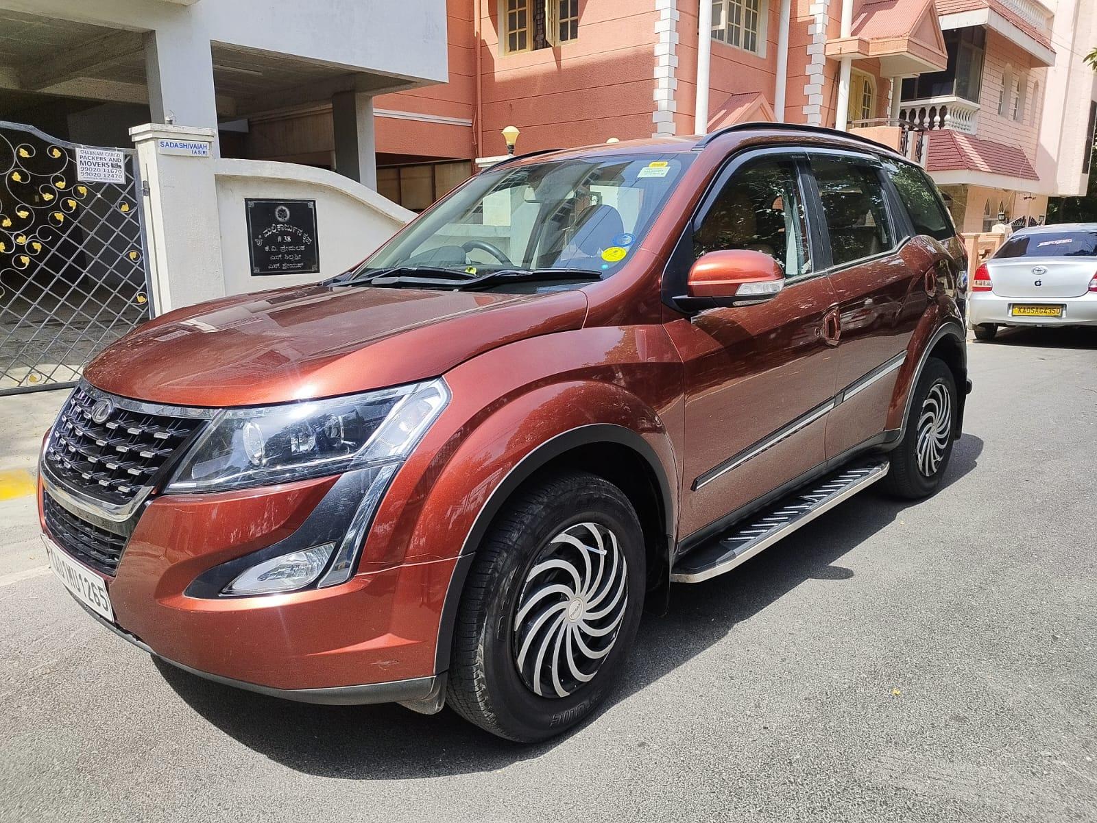 2019 महिंद्रा एक्सयूवी500 W7 AT BS IV 2019 महिंद्रा एक्सयूवी500 W7 AT BS IV