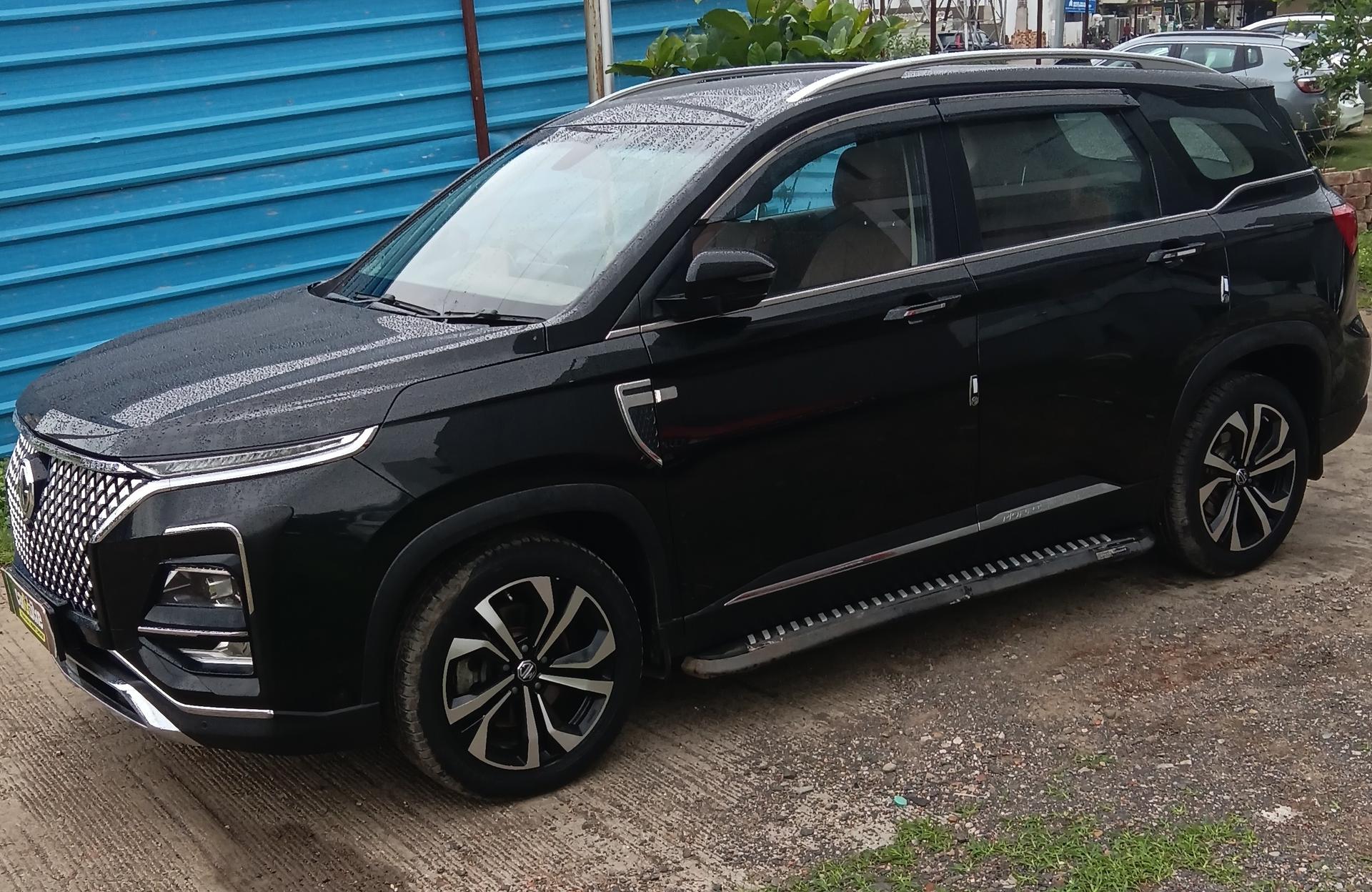 2023 एमजी हेक्टर प्लस Sharp Pro 7 Seater Diesel 2023 एमजी हेक्टर प्लस Sharp Pro 7 Seater Diesel