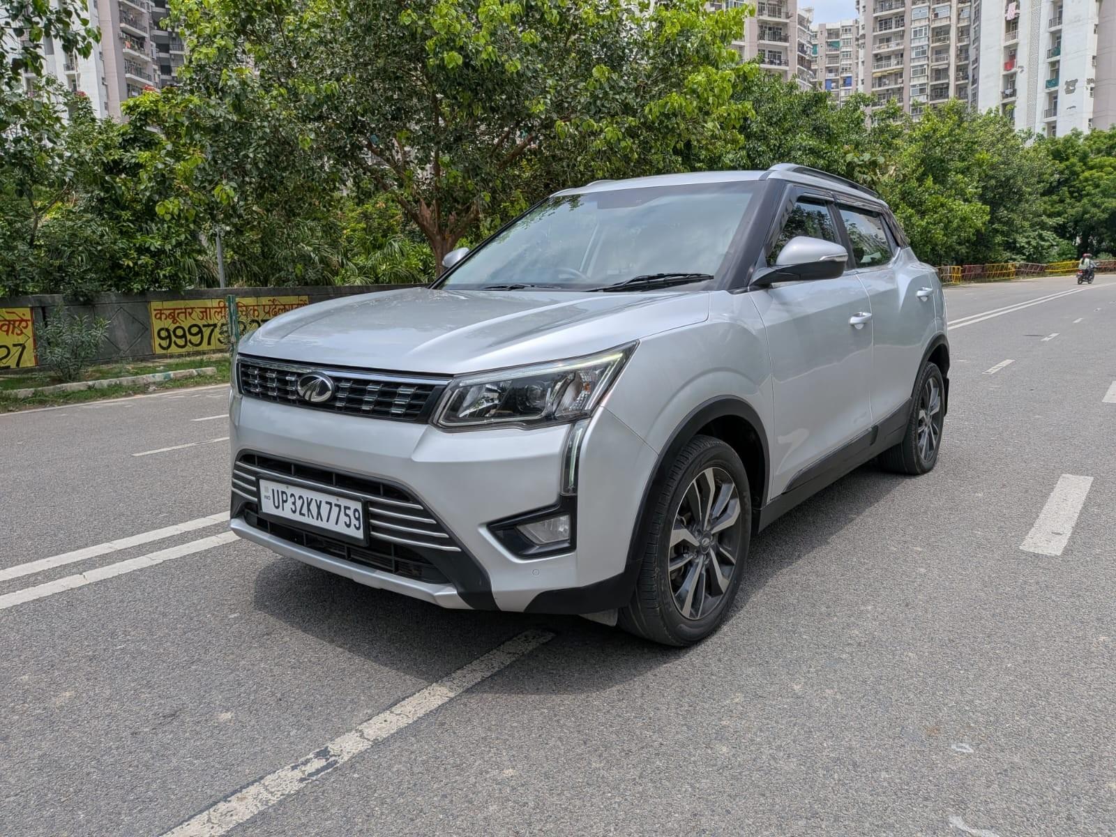 2019 महिंद्रा एक्सयूवी300 W8 (O) Petrol BS IV 2019 महिंद्रा एक्सयूवी300 W8 (O) Petrol BS IV