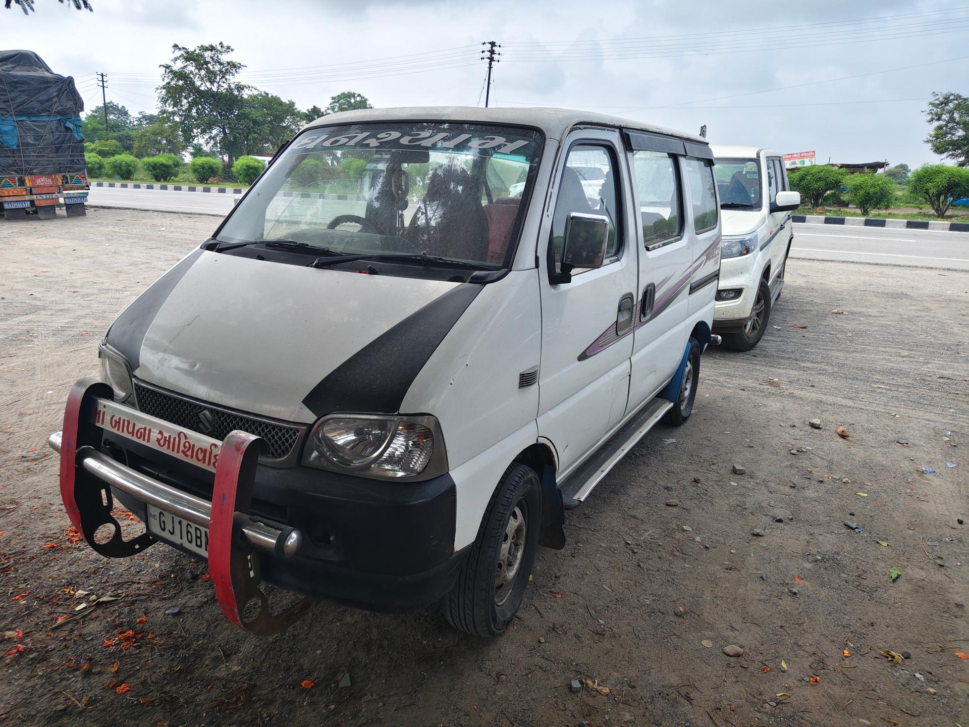 2016 मारुति सुजुकी इको 5-Seater AC BS IV 2016 मारुति सुजुकी इको 5-Seater AC BS IV