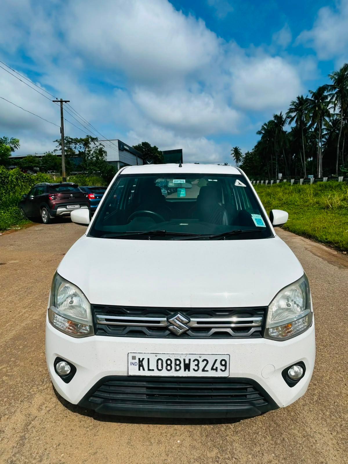 2021 मारुति सुजुकी वैगन आर VXI AMT 1.2 (O) 2021 मारुति सुजुकी वैगन आर VXI AMT 1.2 (O)