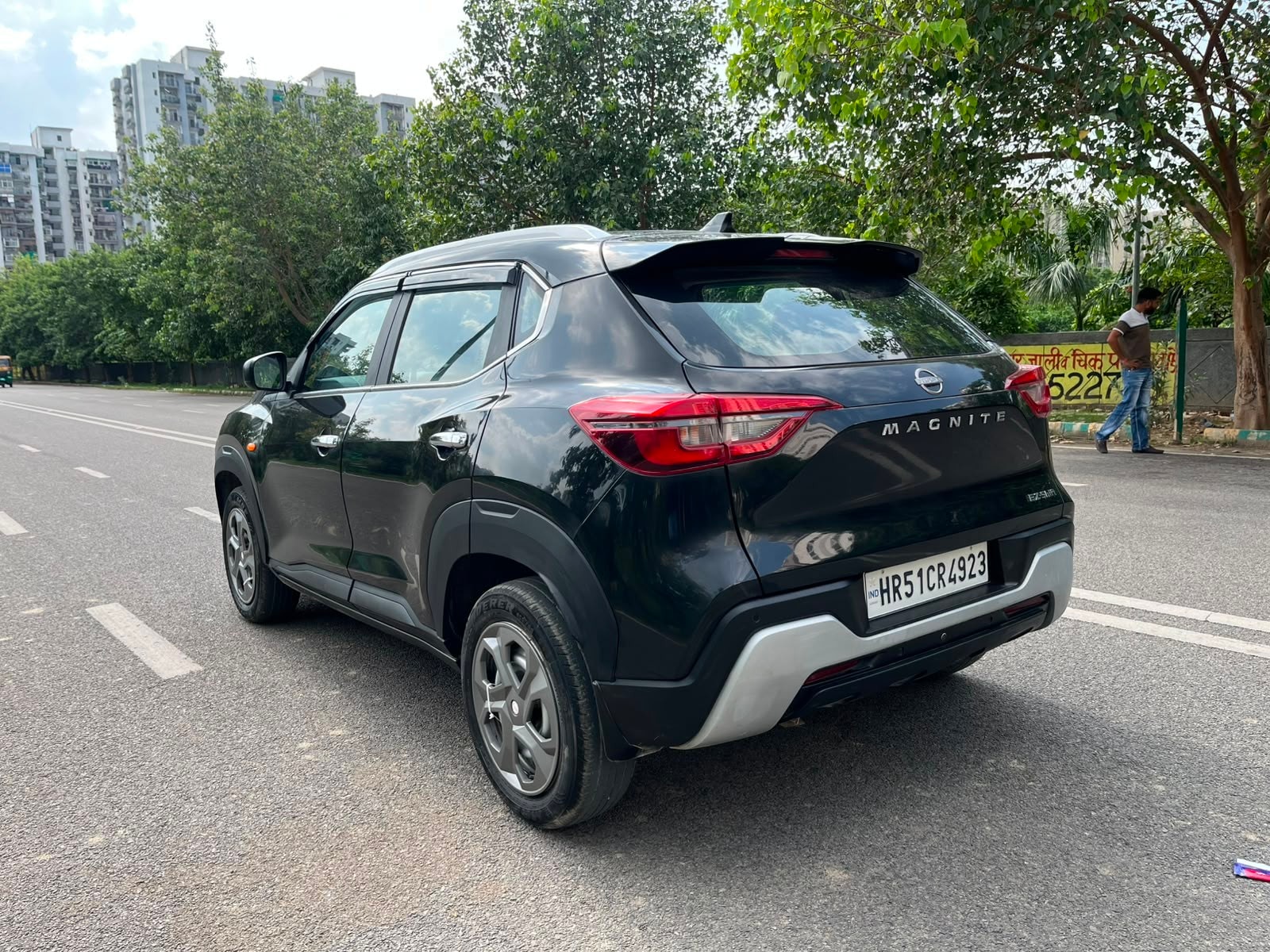 View 2024 Nissan Magnite Visia B4D 1.0 Petrol AMT Image 10 Used 2024 Nissan Magnite Visia B4D 1.0 Petrol AMT Image 10
