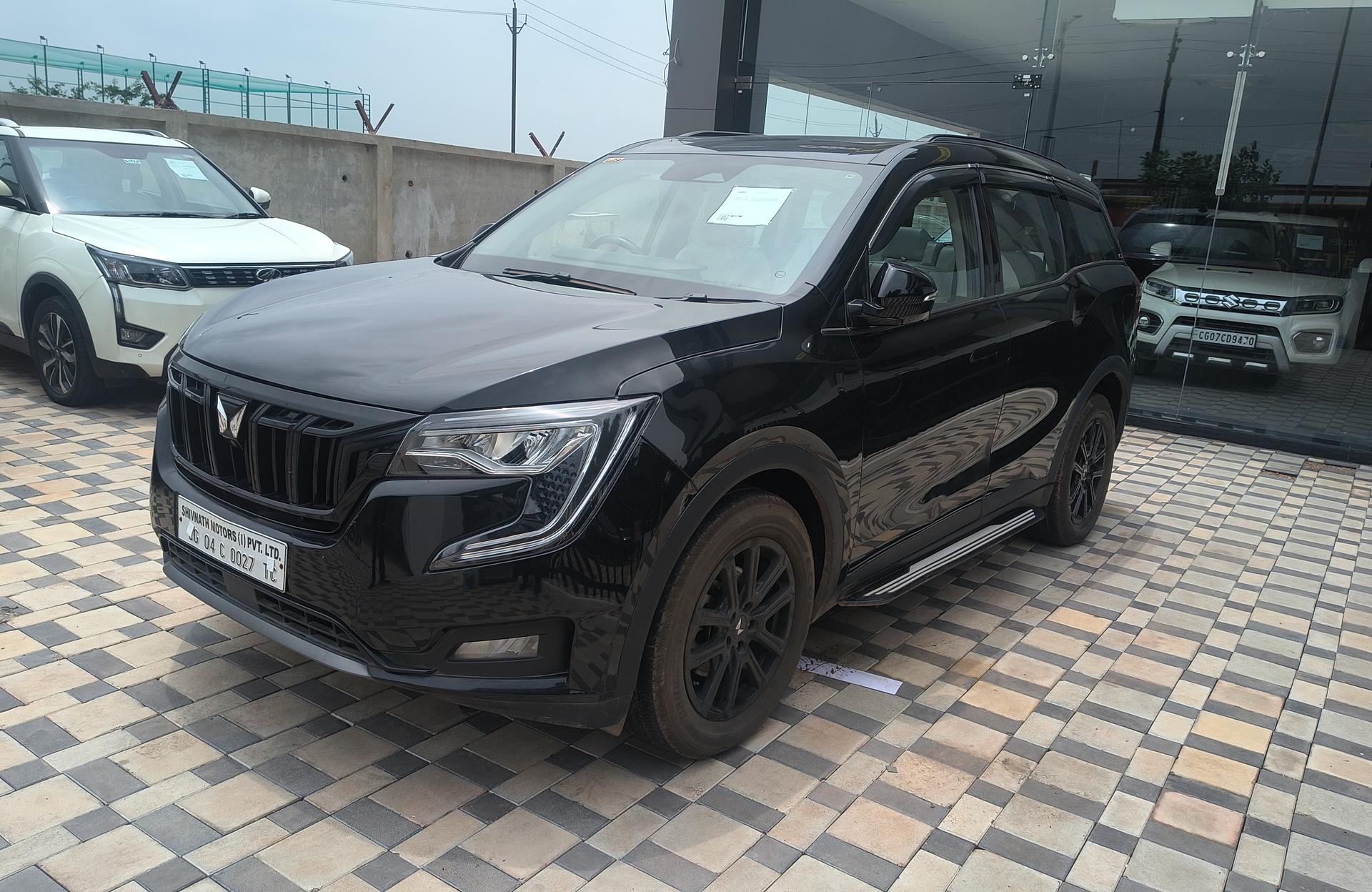 2024 महिंद्रा एक्सयूवी700 MX Diesel MT 7 STR 2024 महिंद्रा एक्सयूवी700 MX Diesel MT 7 STR
