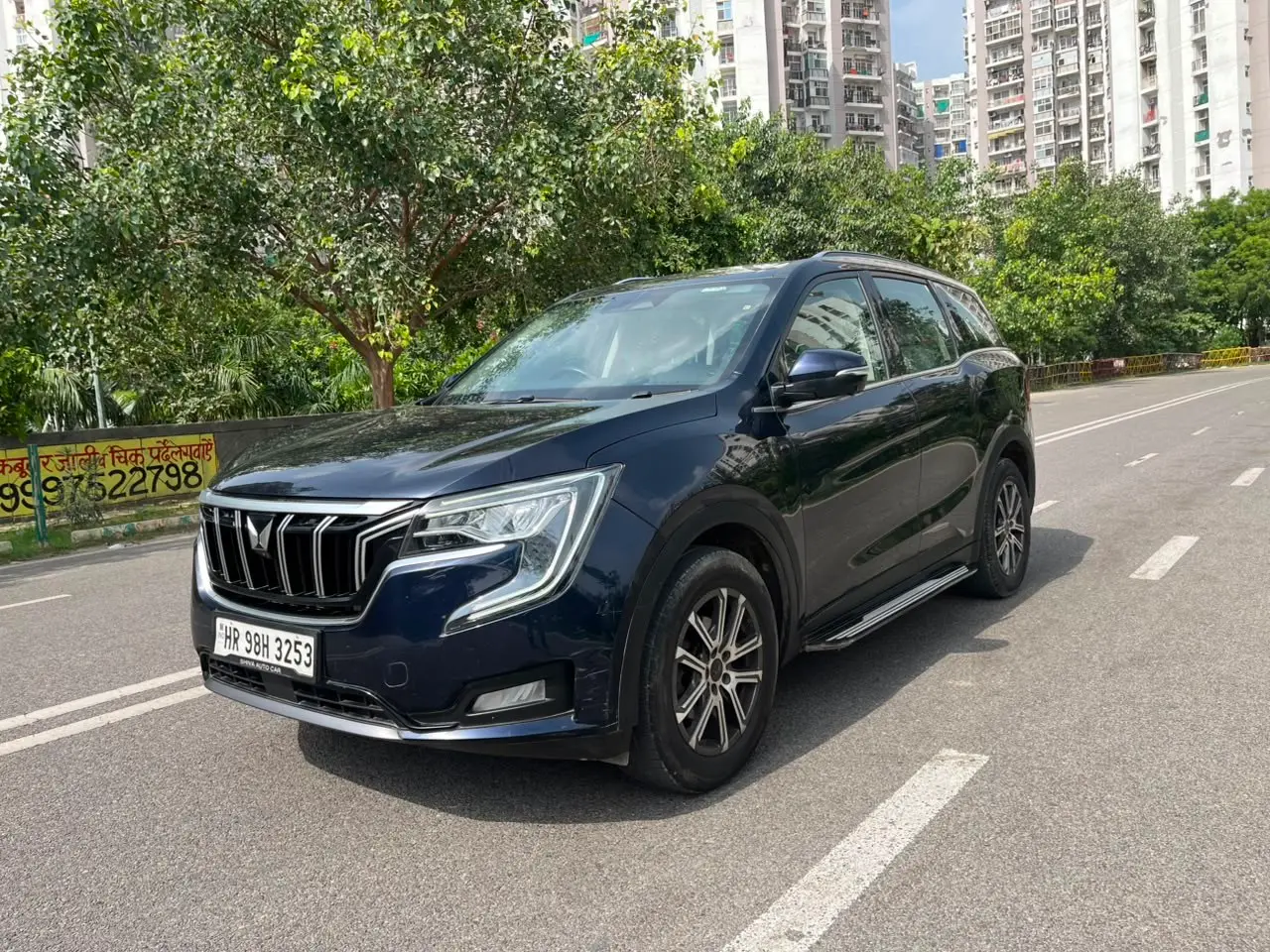 2022 महिंद्रा एक्सयूवी700 AX7 AT Luxury Petrol 7 STR 2022 महिंद्रा एक्सयूवी700 AX7 AT Luxury Petrol 7 STR
