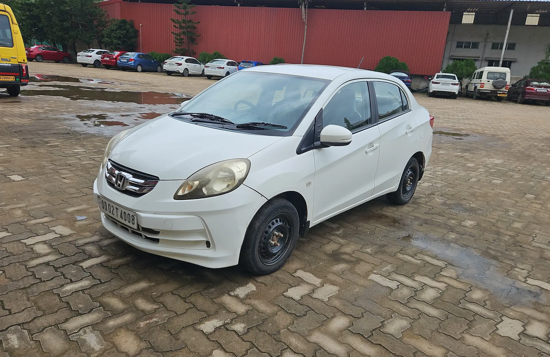 2014 होंडा अमेज़ S MT Diesel BS IV 2014 होंडा अमेज़ S MT Diesel BS IV