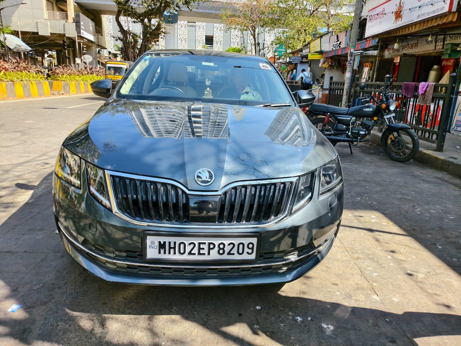 2017 स्कोडा ऑक्टाविया 1.8 TSI L&K 2017 स्कोडा ऑक्टाविया 1.8 TSI L&K