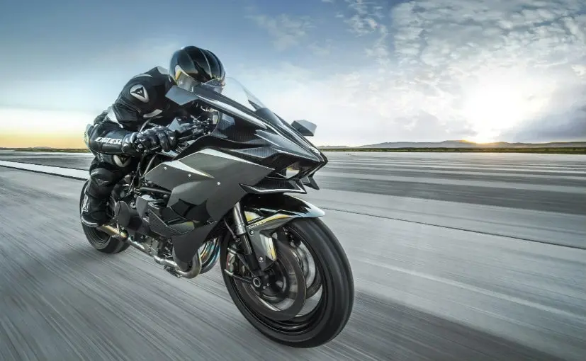 India Kawasaki Motor is all set to deliver the absolute bonkers Ninja H2R to a a customer in the country today. The 2019 Kawasaki Ninja H2R is the most powerful production bike on sale at present and churns out in excess of 300 bhp. The bike, which is not street-legal, is priced at Rs. 72 lakh (ex-showroom) and is the only of its kind coming to India. It's not clear who the lucky owner is, as the customer wants to keep his identity under wraps. The Kawasaki Ninja H2R joins its tamer versions the Ninja H2 and the Ninja H2 SX, with a number of units of both motorcycles already sold in the country. The H2R is almost twice the price in comparison and boasts of incredible acceleration prowess as well.