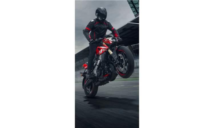 2025 Bajaj Pulsar NS400Z