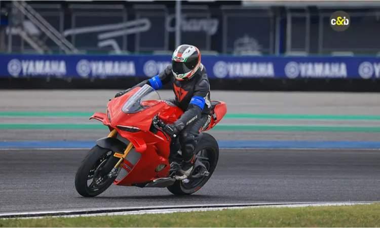 Ducati Panigale V4s