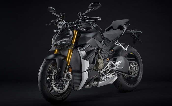 Duacti streetfighter v4 left side facing view