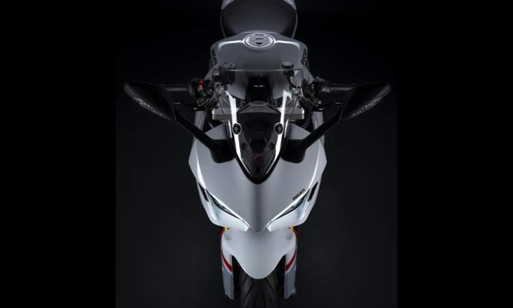 Ducati Supersport 950s Overview Carousel Imgtxt 677x740 02