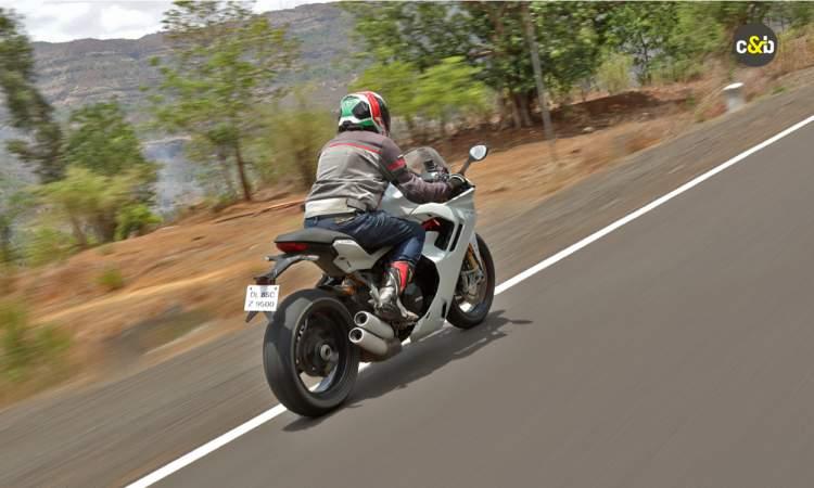 Ducati Supersport 950s 25