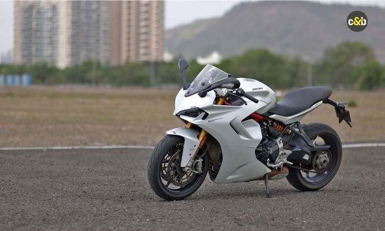 Ducati Supersport 950s 6