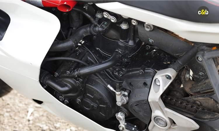 Ducati Supersport 950s 8