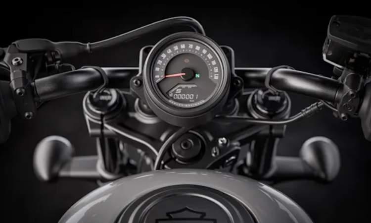 2025 Nightster Speedometer