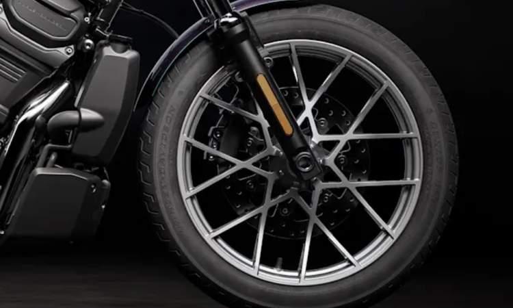 2025 Nightster Spoke