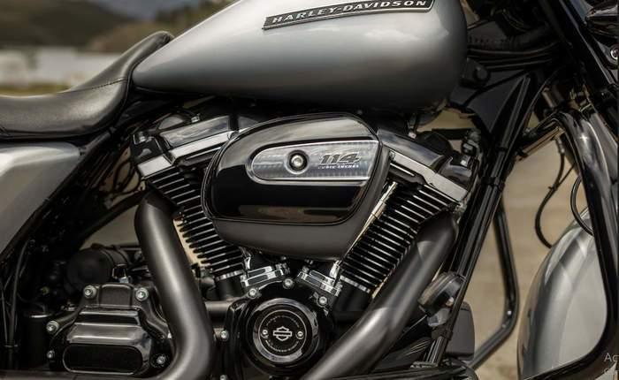 Street Glide Special Tank