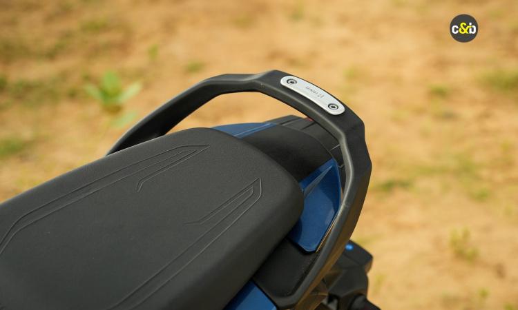 Seat Hero Glamour X 125