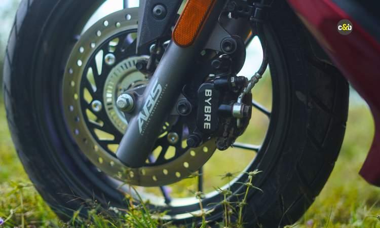 2025 Hero Xoom 160 Red Brake