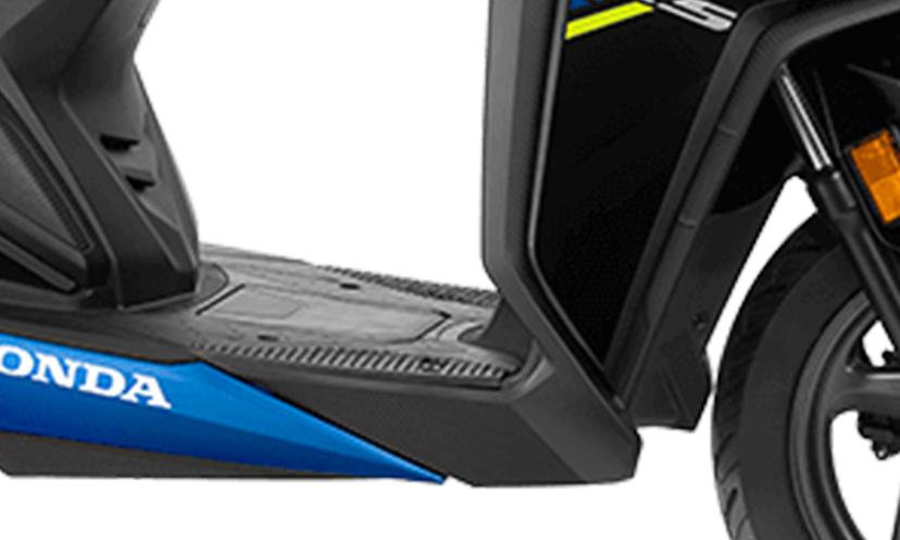 Honda Dio 125 Spacious Front