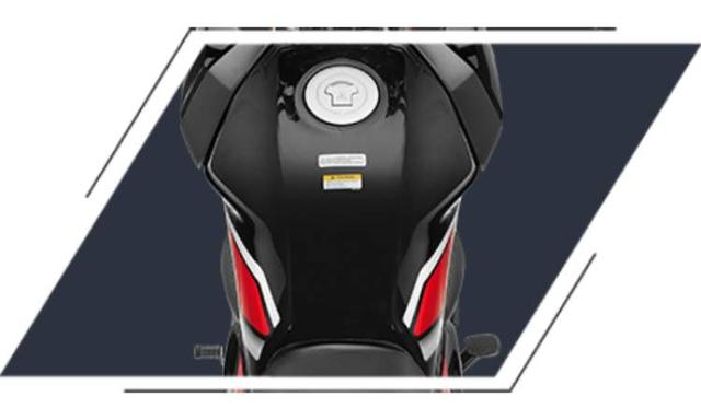 Dynamic Tank Design With Edgy Graphics