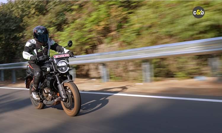 Husqvarna Svartpilen 401 14