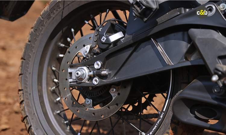 Husqvarna Svartpilen 401 28