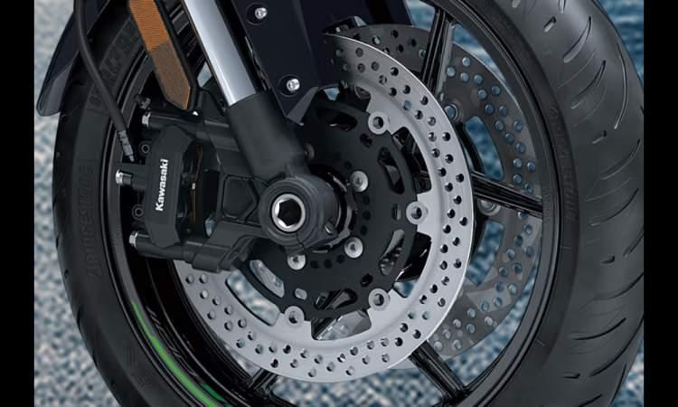 Versys 1100 tyre and breaks