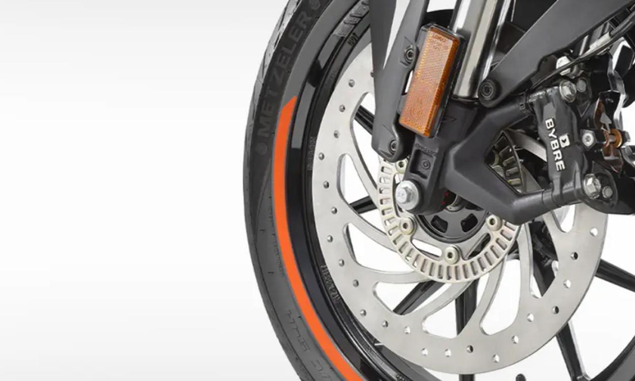 Ktm 200 Duke radially Mounted Brake Calipers