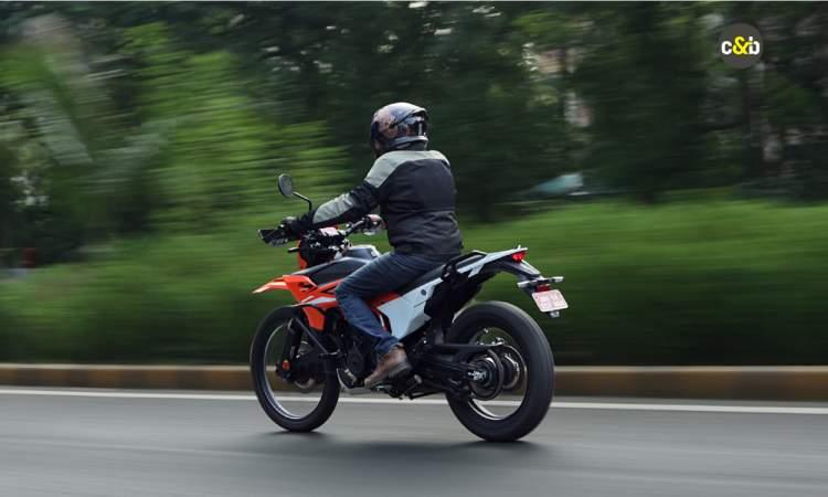 KTM 390 Enduro R Ride Look