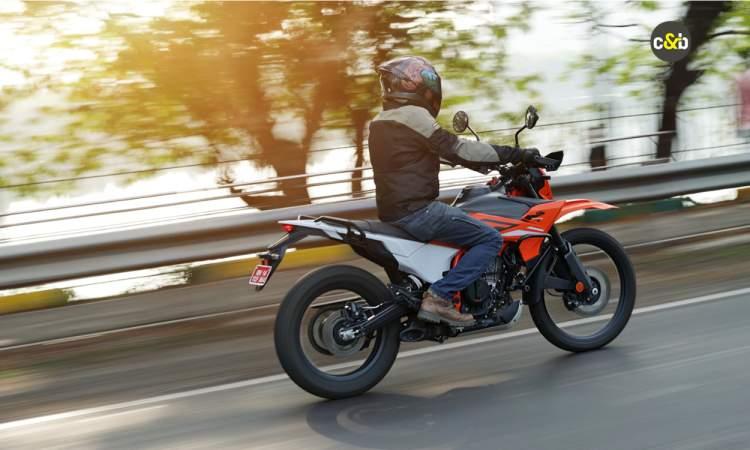 KTM 390 Enduro R Ride Look