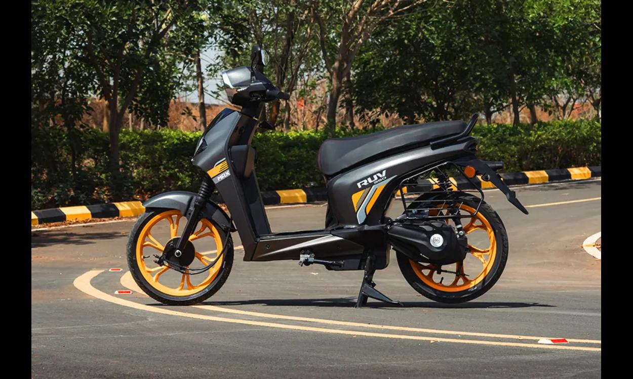 Bgauss ruv350 stand