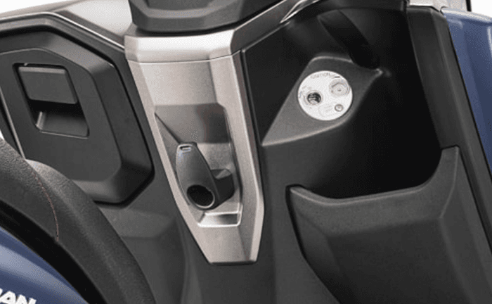 Suzuki Burgman Bluetooth 2l Glove Box & Rack For Storage