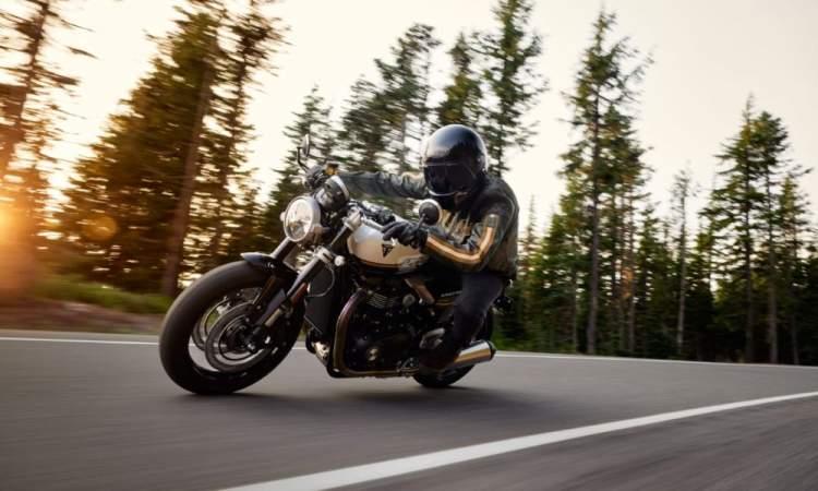 Triumph Speed Twin 1200