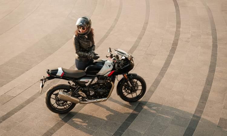 Triumph Thruxton 400