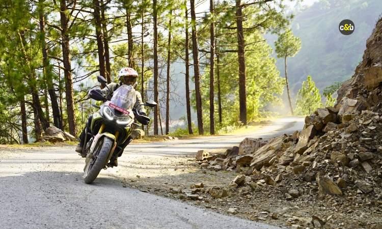 2025 TVS Apache RTX 300 Rideview 2