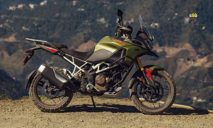 2025 TVS Apache RTX 300 Sideview