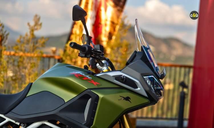 2025 TVS Apache RTX 300 Look