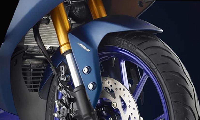 Yamaha R15 V4 Dualhorn