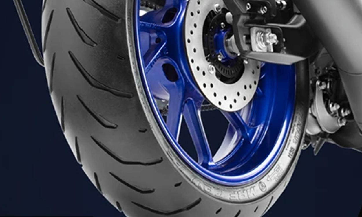Yamaha R15 V4 Reartyre