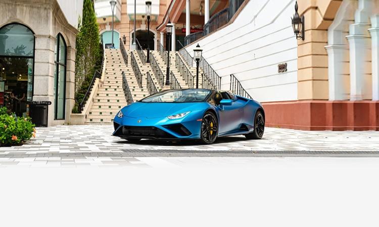 Lamborghini Huracan EVO RWD Spyder Images
