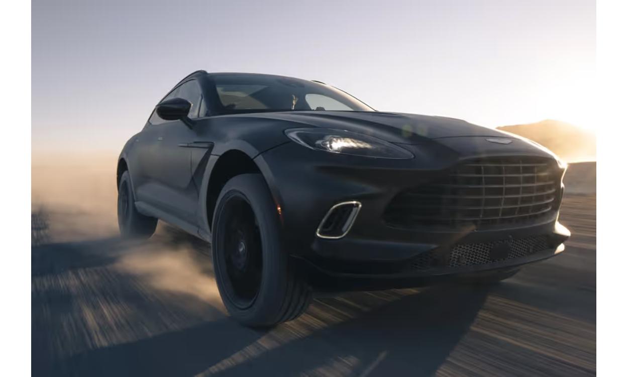 Aston Martin Dbx Exterior Image 2