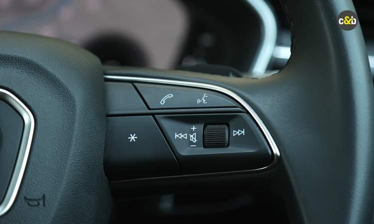 Audi Q3 Sportback Mounted Audio