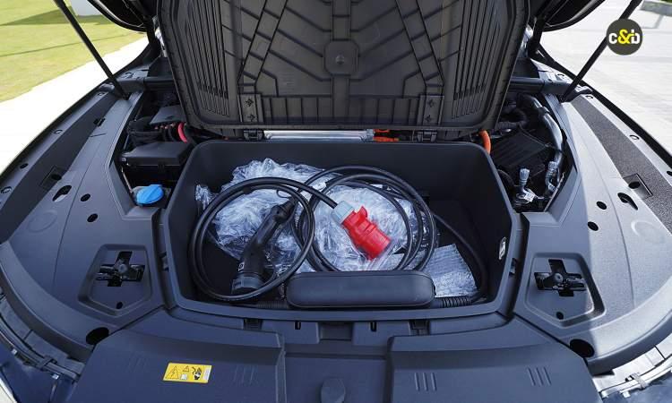 Audi Q8 Etron Space For Charger