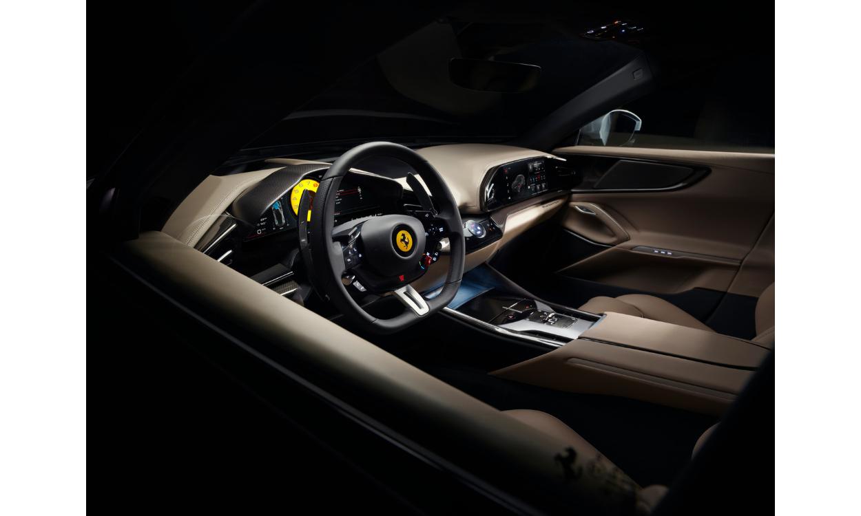 Ferrari Purosangue Console