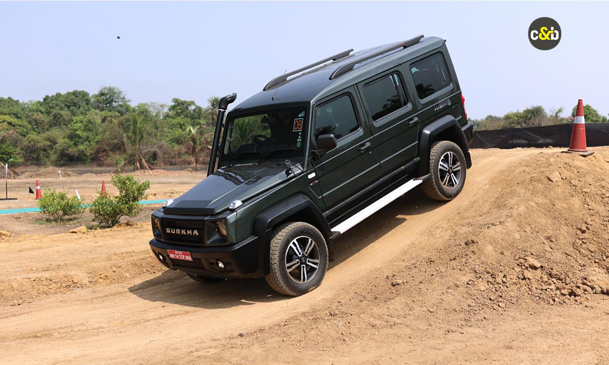 Force Gurkha Rideview 8