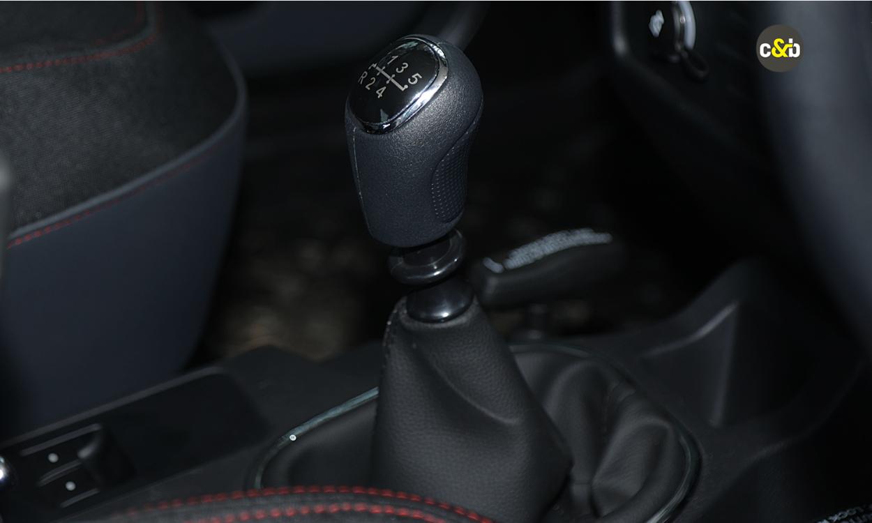 Force Gurkha Gear Shift